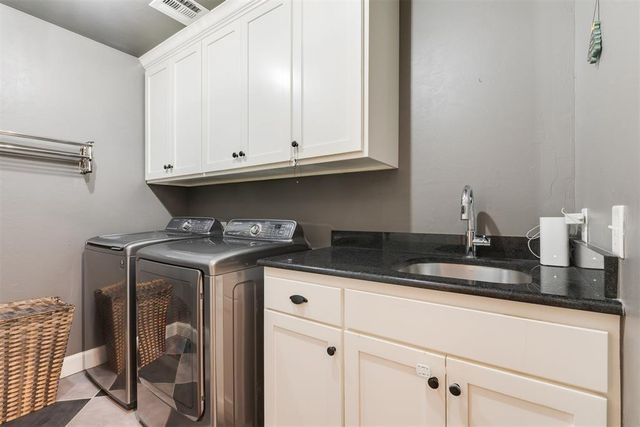 1008 Bayonne Bridge Court, Edmond, OK 73034