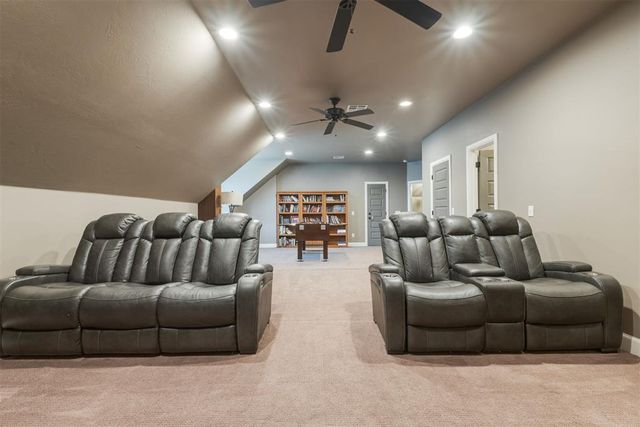 1008 Bayonne Bridge Court, Edmond, OK 73034