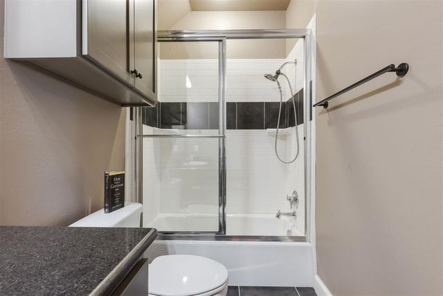 1008 Bayonne Bridge Court, Edmond, OK 73034