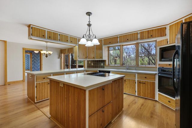 12199 Galaxie Avenue, Apple Valley, MN 55124
