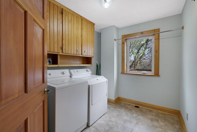 12199 Galaxie Avenue, Apple Valley, MN 55124