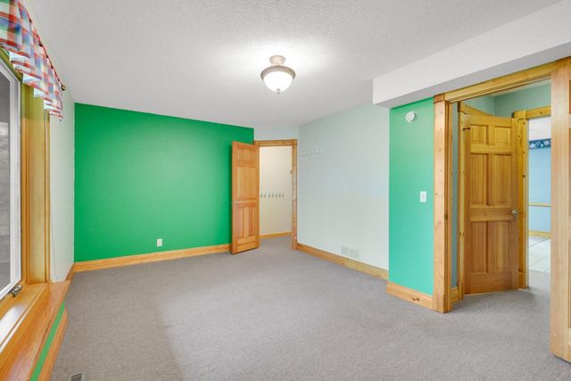 12199 Galaxie Avenue, Apple Valley, MN 55124