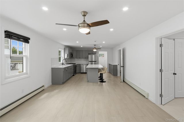 38 Smith Street 1, Glen Cove, NY 11542
