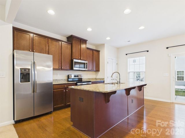 2440 Mariners Cove Lane, Denver, NC 28037