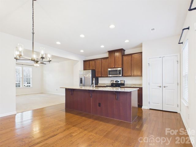 2440 Mariners Cove Lane, Denver, NC 28037