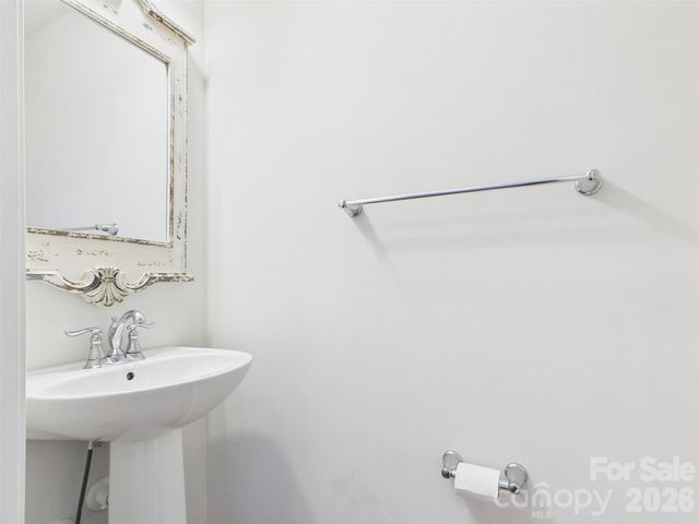 2440 Mariners Cove Lane, Denver, NC 28037