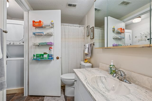 150 Thompson Drive SE 318, Cedar Rapids, IA 52403