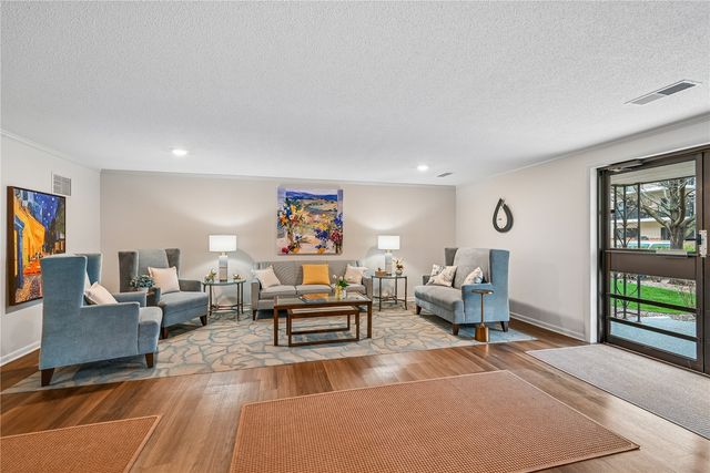 150 Thompson Drive SE 318, Cedar Rapids, IA 52403