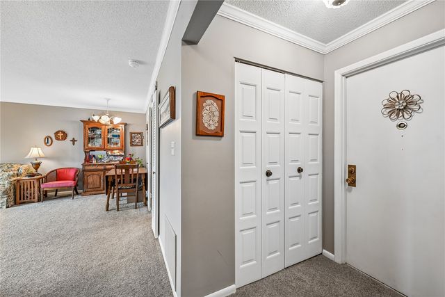 150 Thompson Drive SE 318, Cedar Rapids, IA 52403