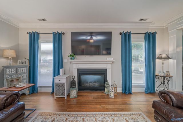 3104 Pendleton Court SE, Owens Cross Roads, AL 35763