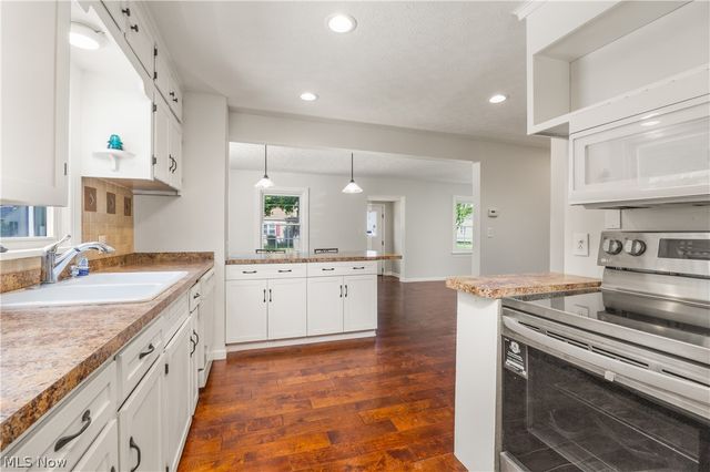 221 Ohio Avenue, Wadsworth, OH 44281