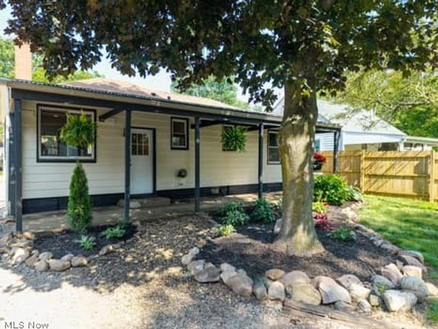 221 Ohio Avenue, Wadsworth, OH 44281