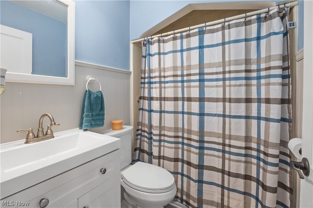 221 Ohio Avenue, Wadsworth, OH 44281