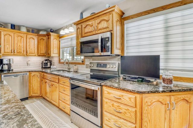 1125 23rd Avenue S, Moorhead, MN 56560