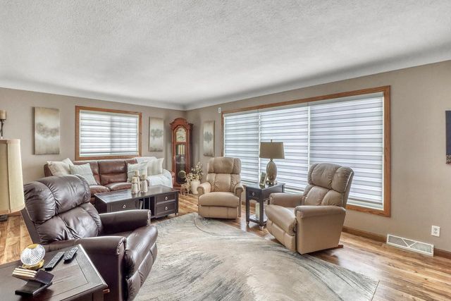 1125 23rd Avenue S, Moorhead, MN 56560