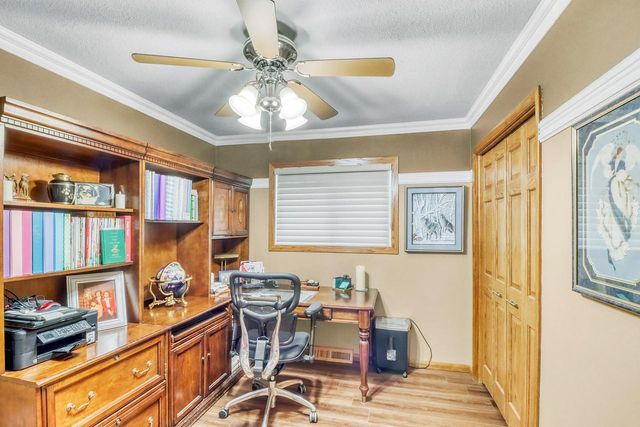 1125 23rd Avenue S, Moorhead, MN 56560