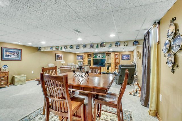 1125 23rd Avenue S, Moorhead, MN 56560