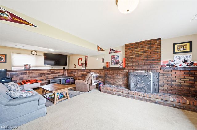 3992 Hilltop Drive, Brunswick, OH 44212