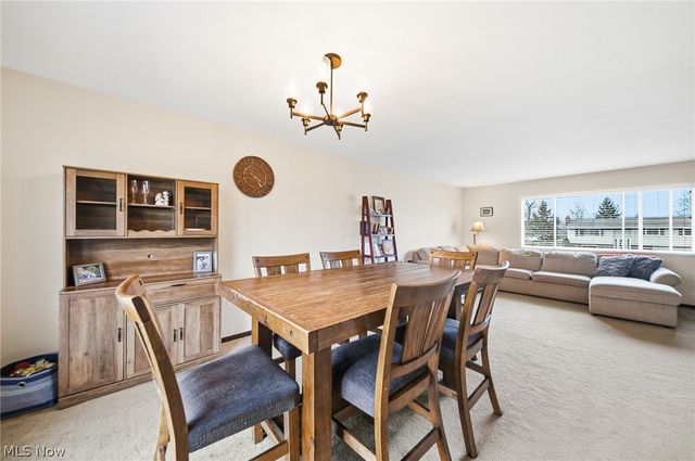 3992 Hilltop Drive, Brunswick, OH 44212