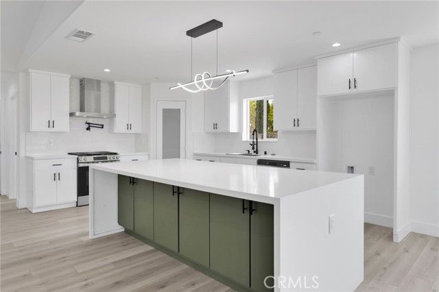 16212 Mesquite St, Hesperia, CA 92345