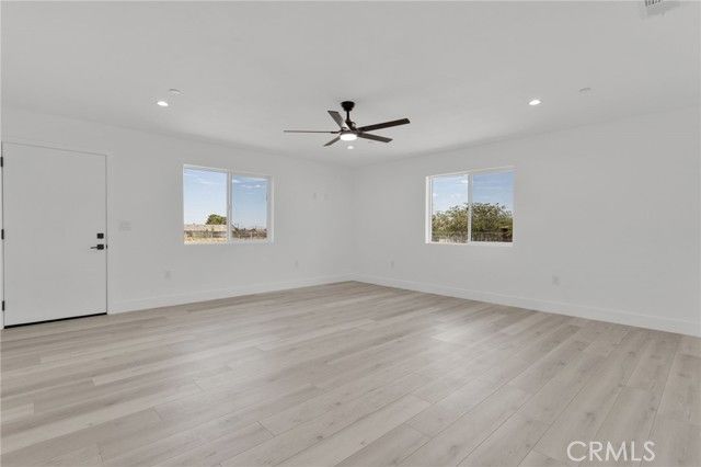 16212 Mesquite St, Hesperia, CA 92345