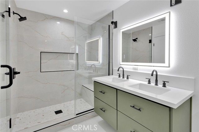 16212 Mesquite St, Hesperia, CA 92345