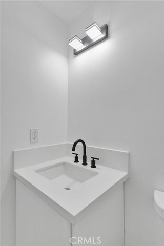 16212 Mesquite St, Hesperia, CA 92345