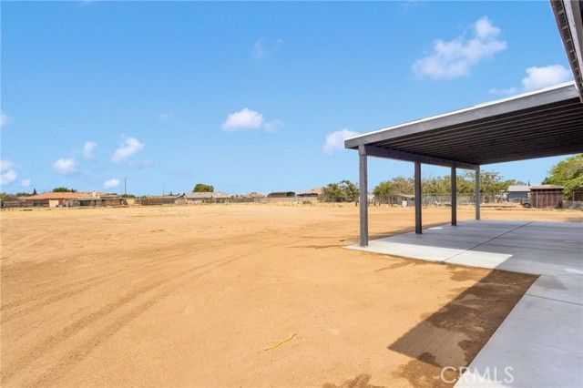 16212 Mesquite St, Hesperia, CA 92345