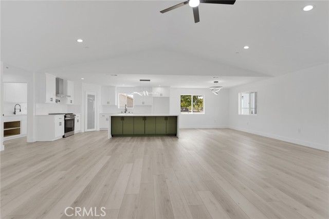 16212 Mesquite St, Hesperia, CA 92345