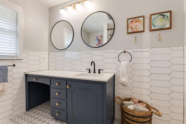 431 NW 44th Street, Oklahoma City, OK 73118
