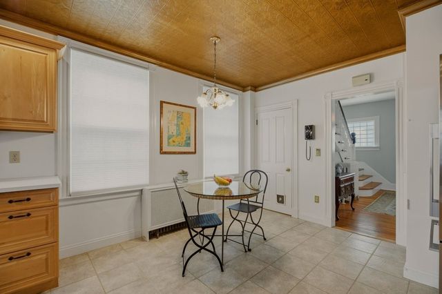14 Mann Avenue, Newport, RI 02840