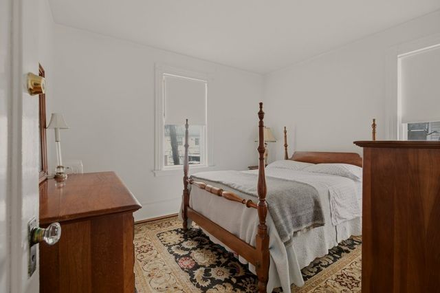 14 Mann Avenue, Newport, RI 02840