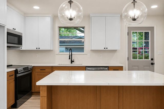 2052 Vestry Drive, Charleston, SC 29414