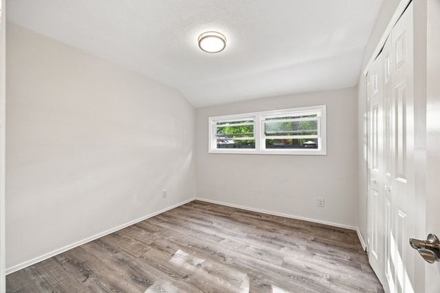96 Shady Brook Lane, Springfield, MA 01108