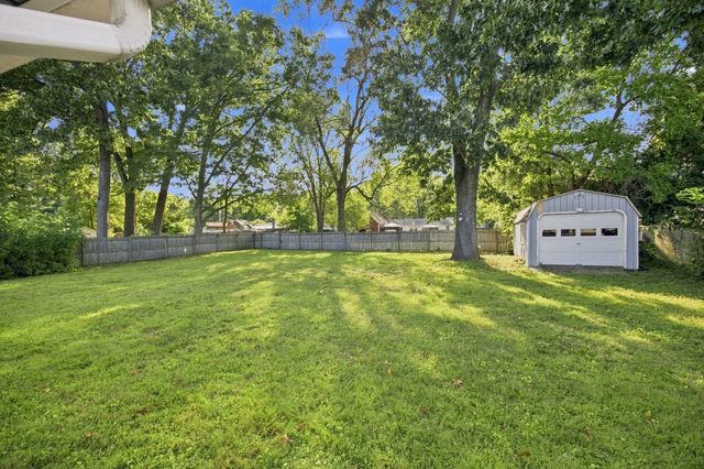 96 Shady Brook Lane, Springfield, MA 01108