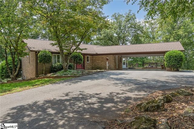 261 N Mcalister Road, Liberty, SC 29657