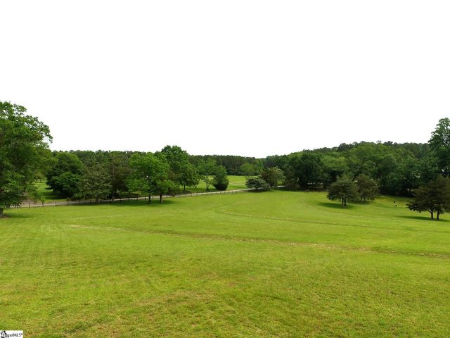 261 N Mcalister Road, Liberty, SC 29657