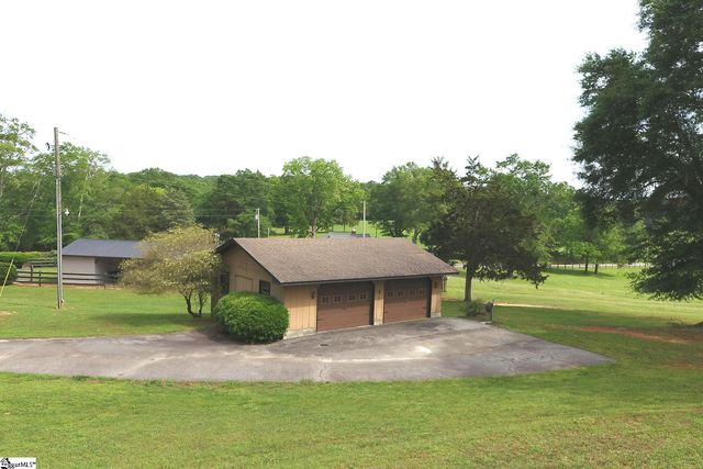 261 N Mcalister Road, Liberty, SC 29657