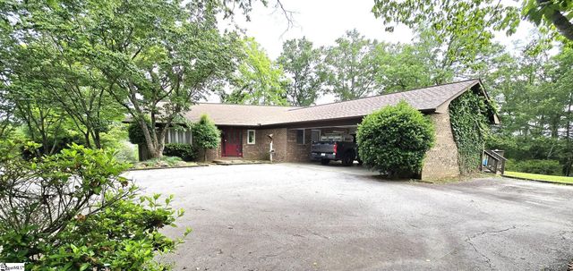 261 N Mcalister Road, Liberty, SC 29657