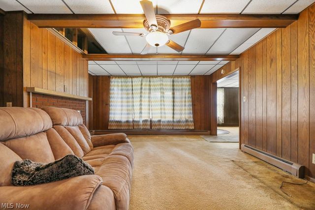 237 W Chestnut Street, Lisbon, OH 44432