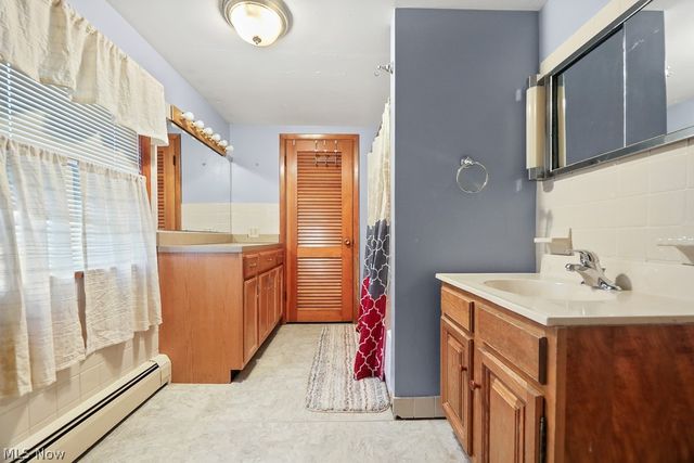 237 W Chestnut Street, Lisbon, OH 44432