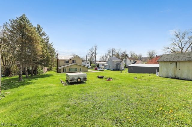 237 W Chestnut Street, Lisbon, OH 44432