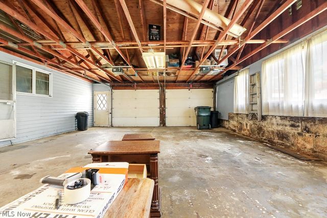 237 W Chestnut Street, Lisbon, OH 44432