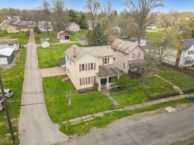 237 W Chestnut Street, Lisbon, OH 44432