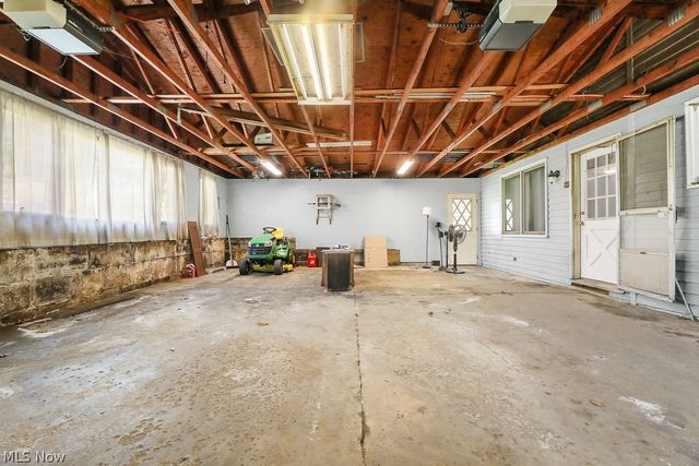 237 W Chestnut Street, Lisbon, OH 44432