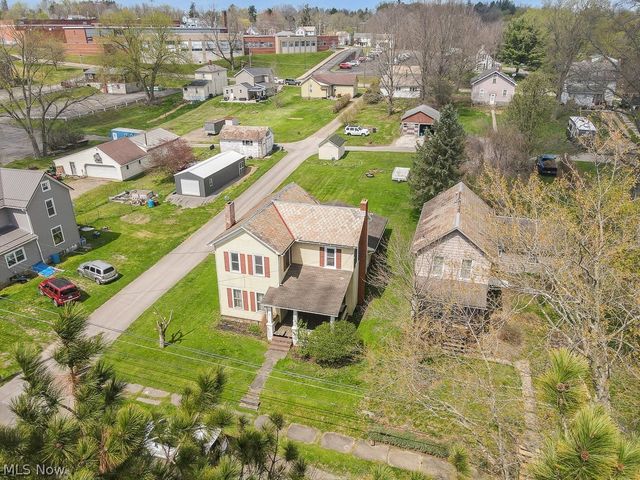 237 W Chestnut Street, Lisbon, OH 44432