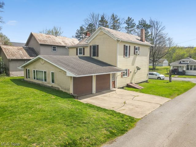 237 W Chestnut Street, Lisbon, OH 44432