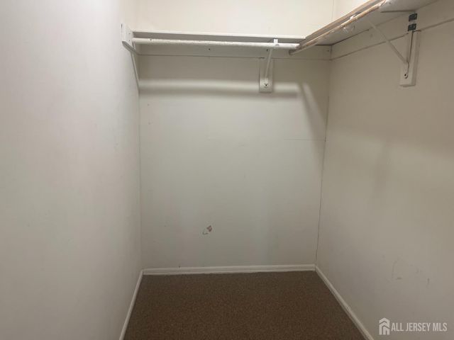 109 MICHAELS Court, Woodbridge Proper, NJ 07095