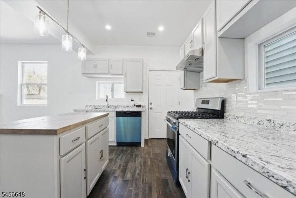 84 Chelsea Ave, Newark City, NJ 07106 — photo 3