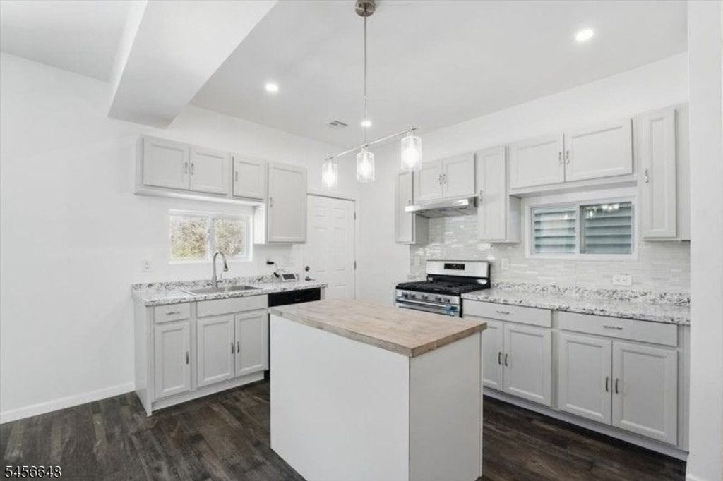 84 Chelsea Ave, Newark City, NJ 07106 — photo 4